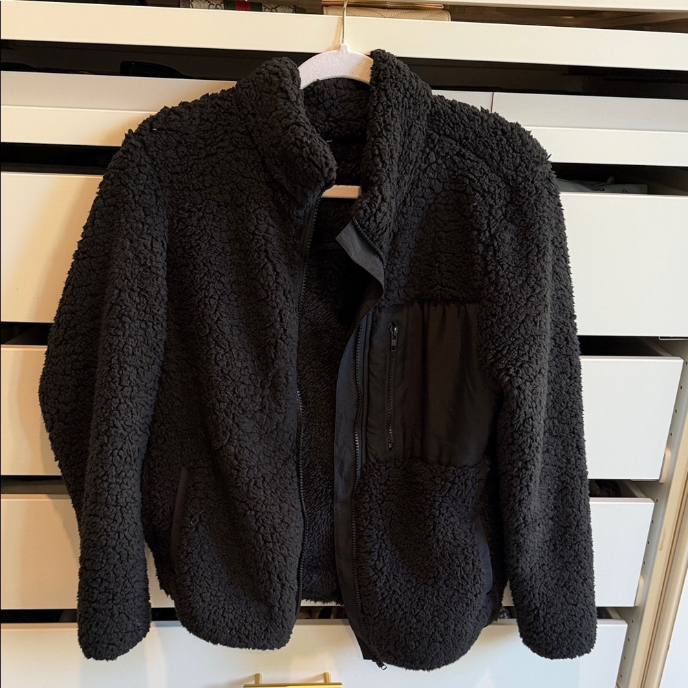 Cozy Black Sherpa Fleece Jacket